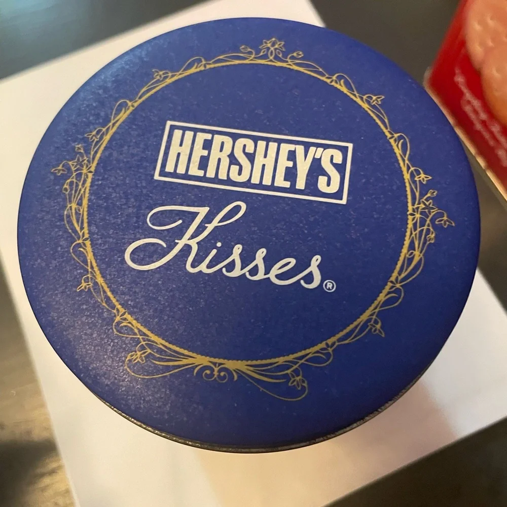 Hershey’s Kisses Blue and Gold Party Tin